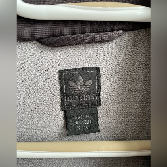 Vintage adidas track jacket - Picture 2 of 3